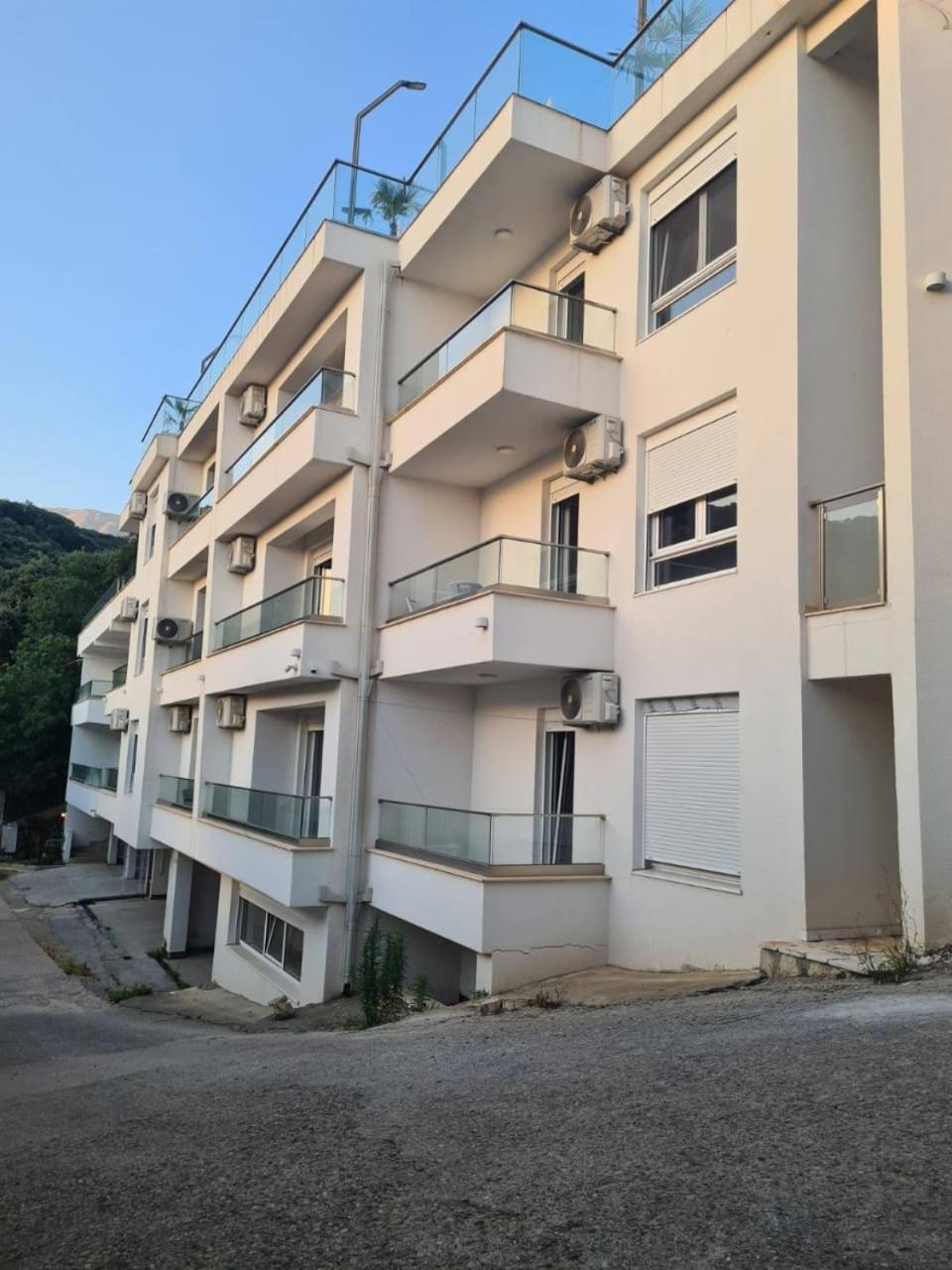 Apartments Mekic Utjeha Exterior photo